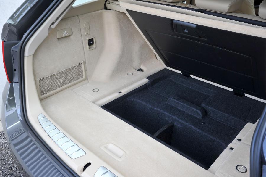  BMW 328i Touring Luxury 2012 года  (фото 48 из 200)